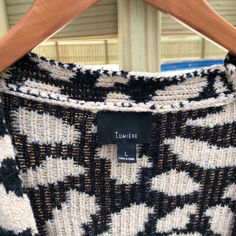 SOLD Vici 🍁 Leopard Knit Cardigan - Picture 5 of 6